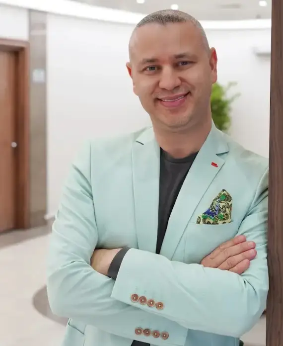 Op. Dr. Tuncay Sezgin