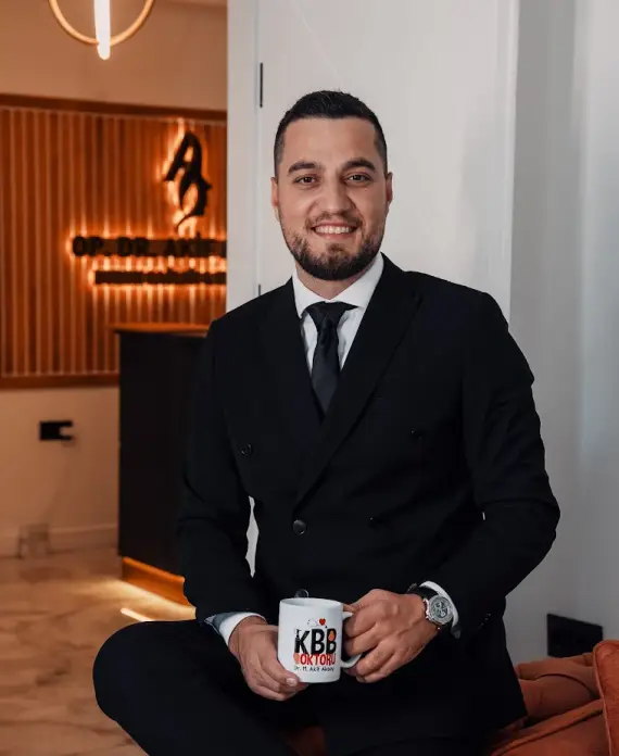Op. Dr. Mehmet Akif Aksoy